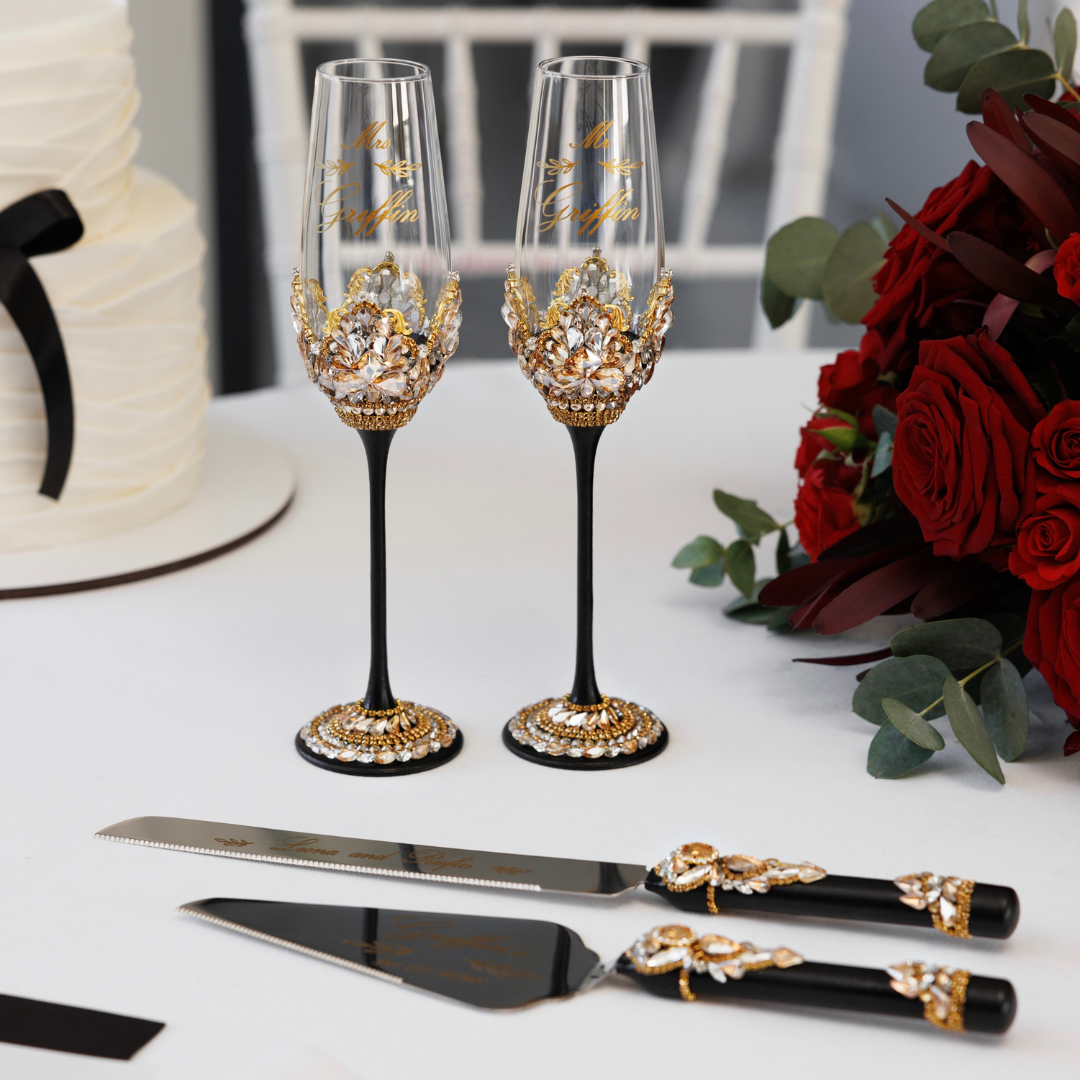 Valencia Black & Gold Flutes & Cake Knife Server set