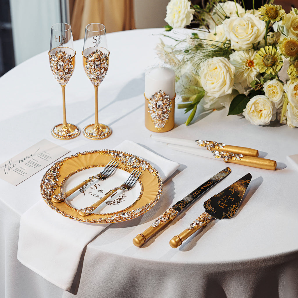 Royal Gold Flutes & Cake Knife Server Classic Plus Set - The Èlliance