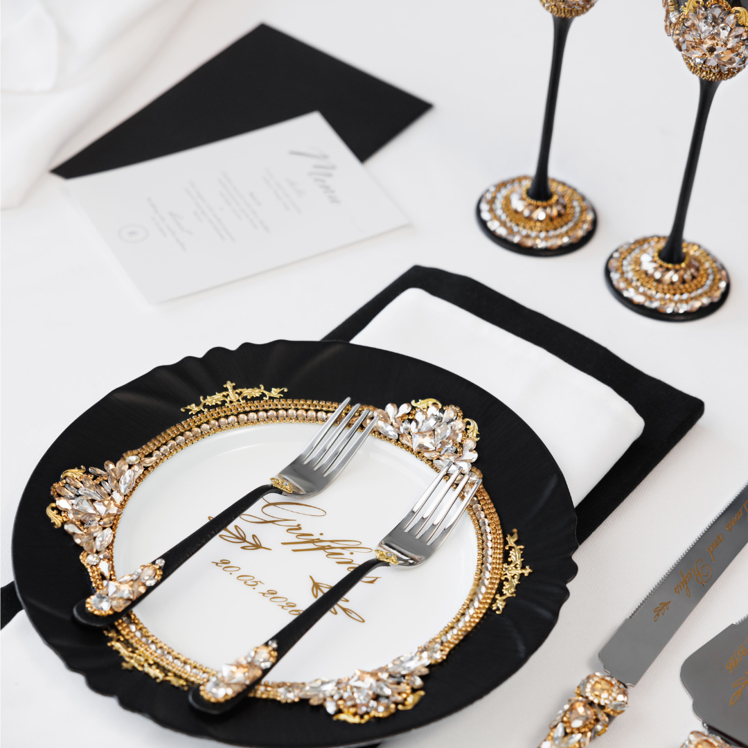 Valencia Black & Gold Plate and Forks - The Èlliance