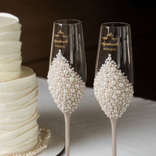 An Essential Guide for Brides and Grooms: Choosing the Ideal Glasses for Your Wedding Toast