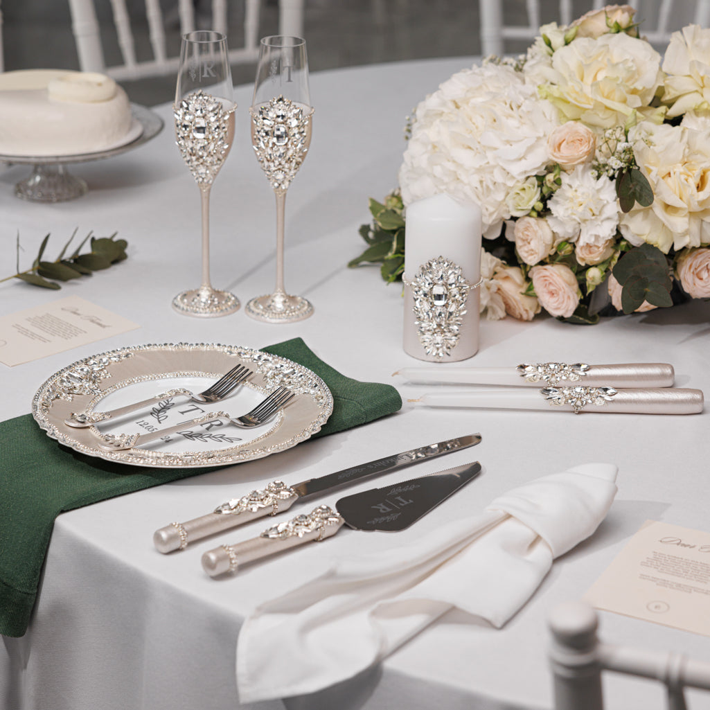 Royal Ivory Flutes & Cake Knife Server Classic Plus Set