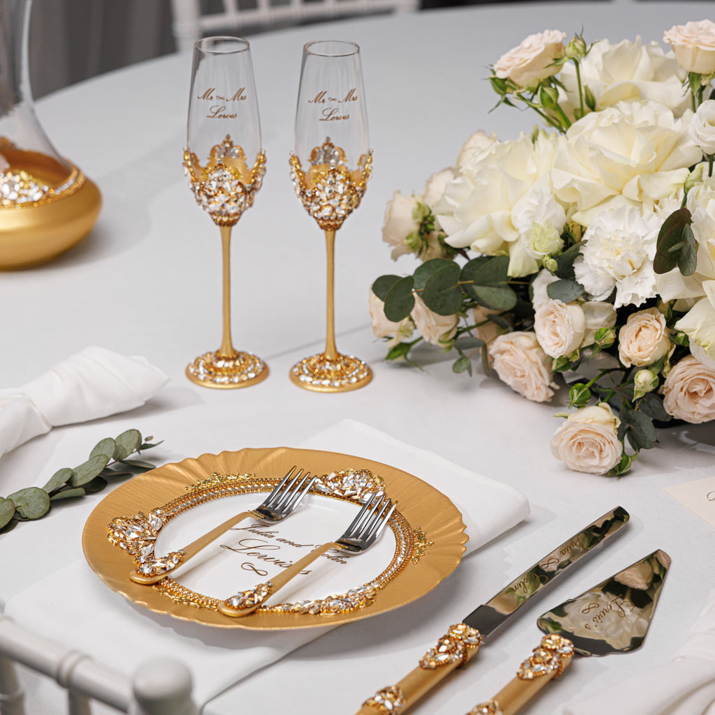 Personalized Gold Wedding Plate | The Èlliance Valencia Engraved Plate