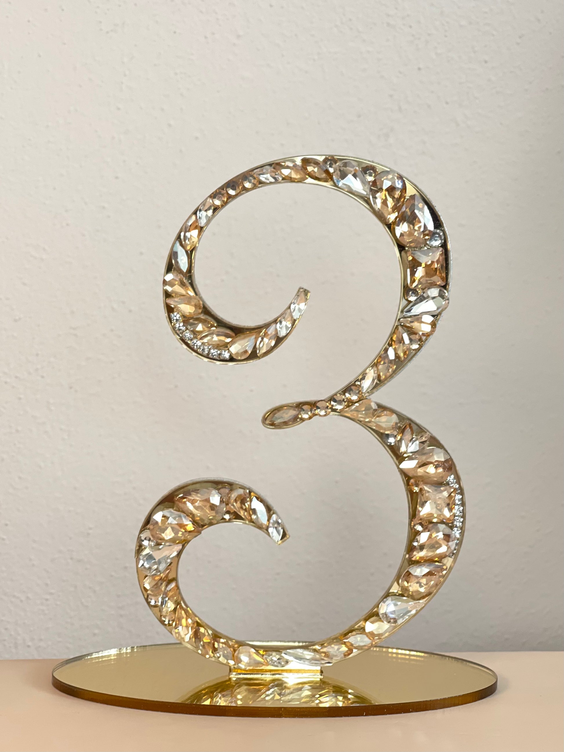Table Numbers Gold (10)